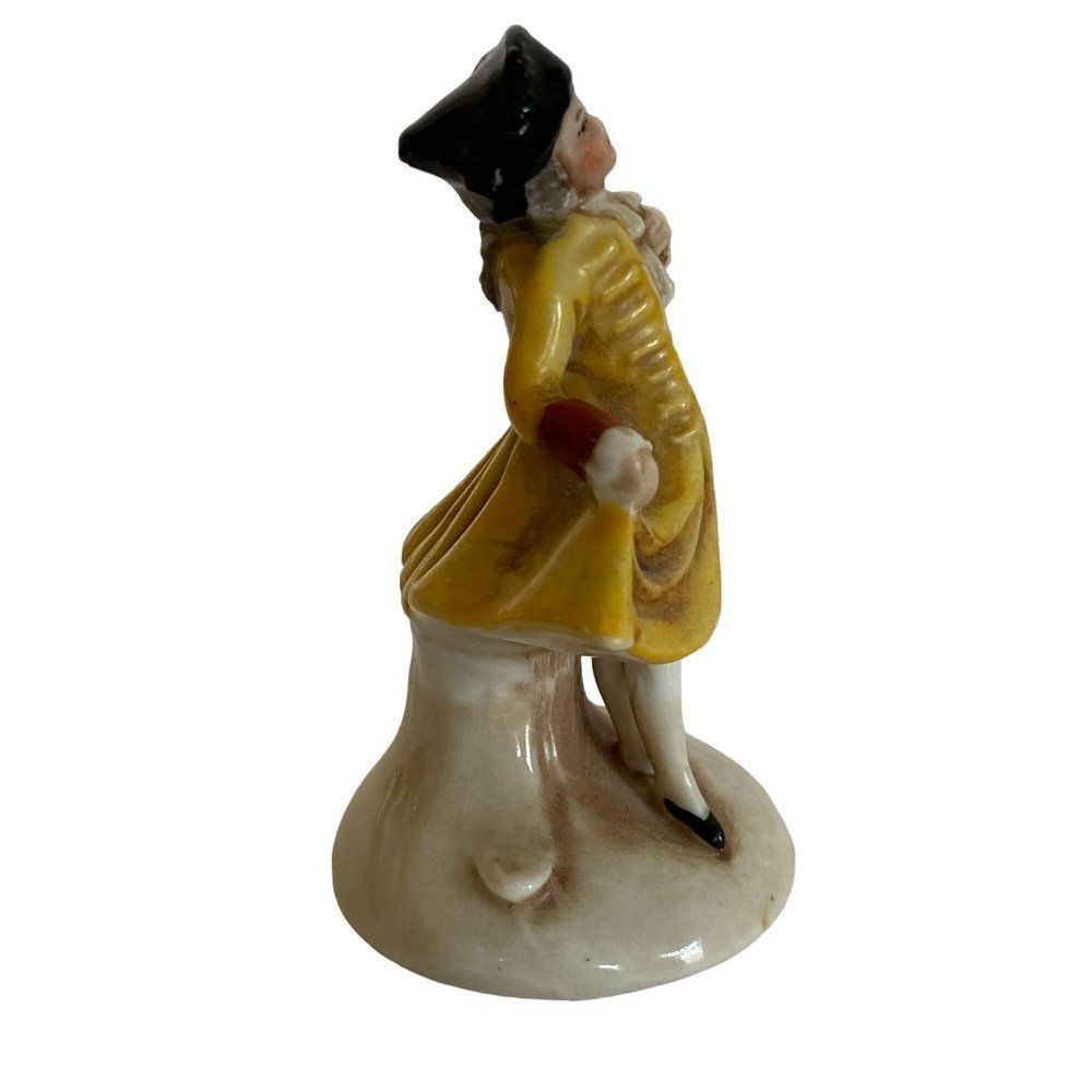 Vintage Renaissance Gentleman Figure #20373 Germany 2.75" Porcelain - Picture 4 of 5